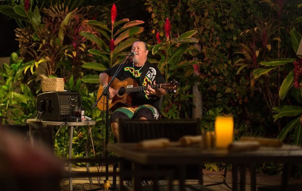 Maui Coast Hotel Kihei Buitenkant foto